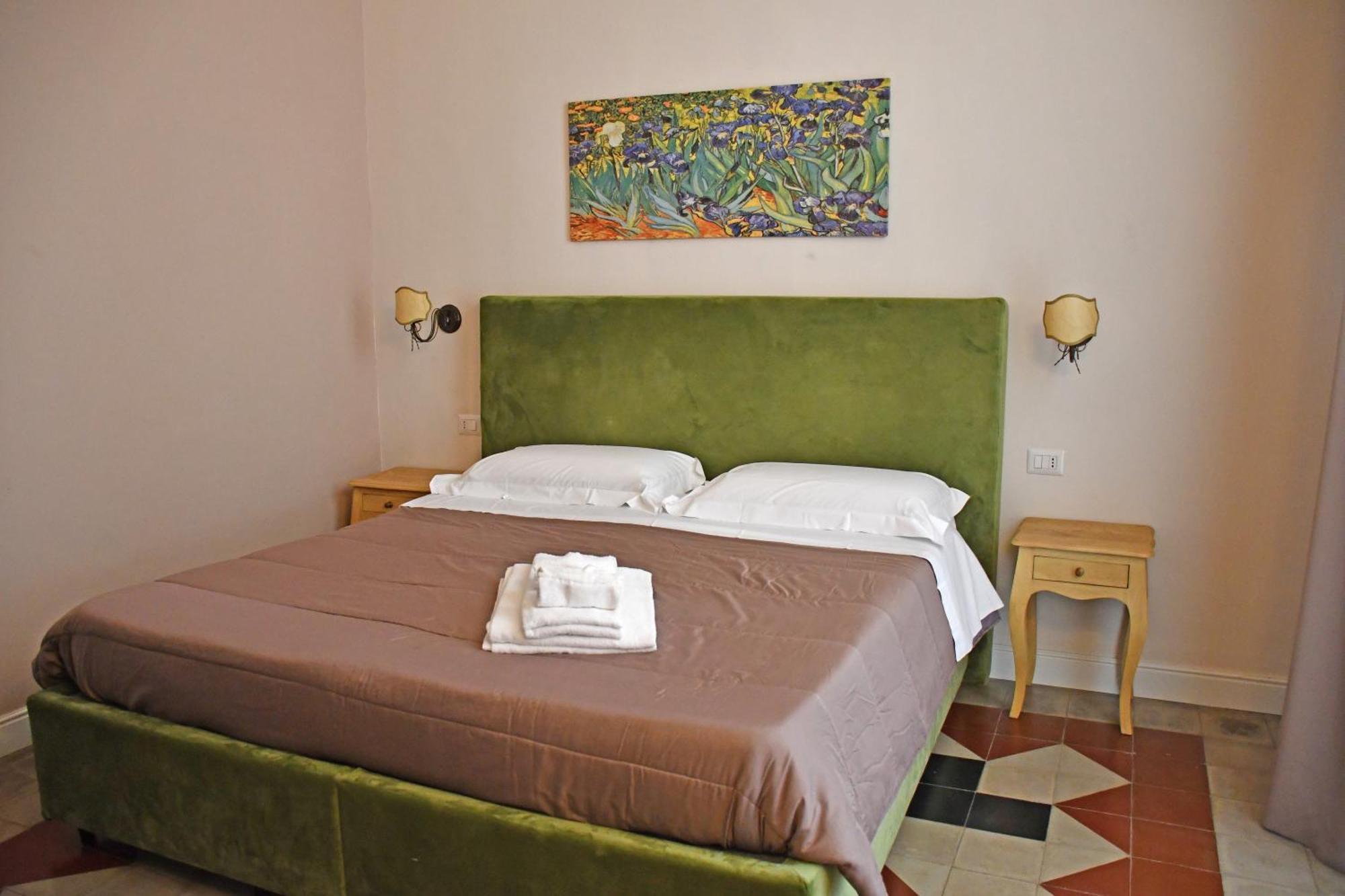 B&B Romeo Luxury Rooms Catania Exterior photo